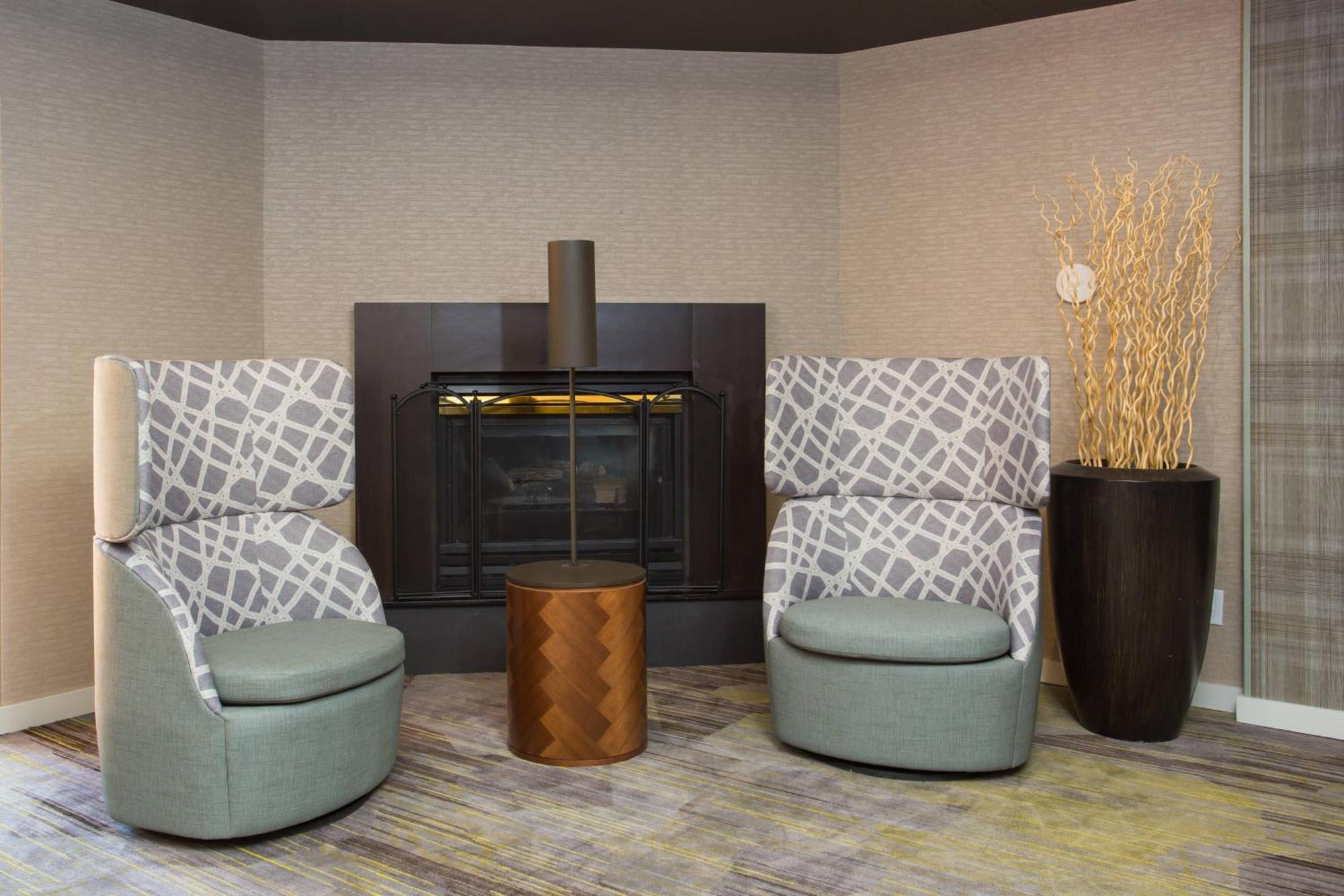 Courtyard By Marriott Boston Westborough Hotel Buitenkant foto