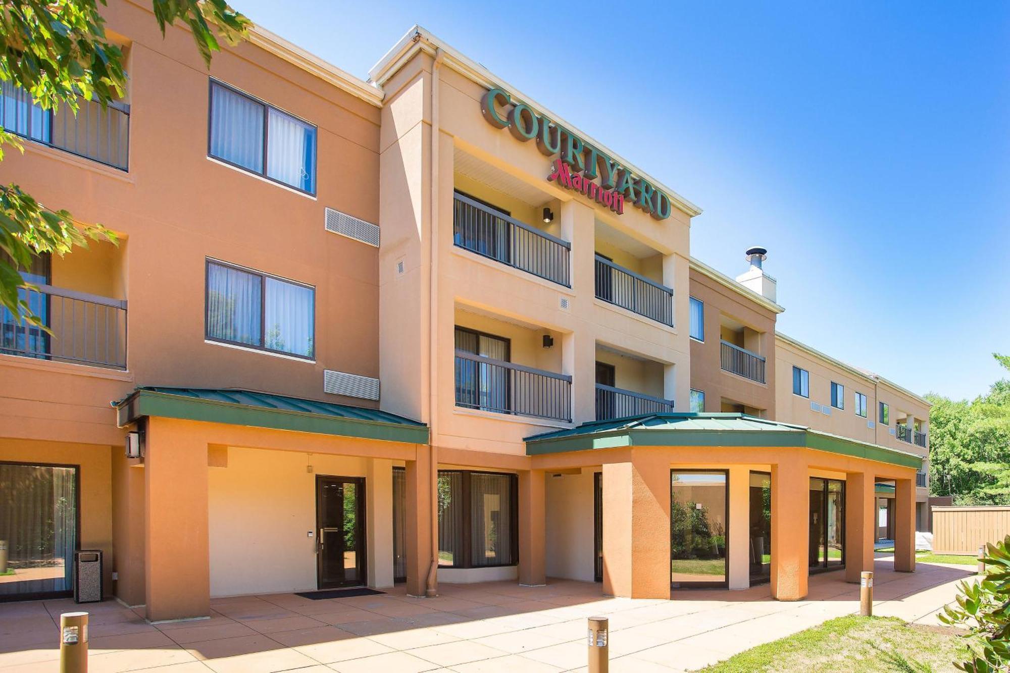 Courtyard By Marriott Boston Westborough Hotel Buitenkant foto