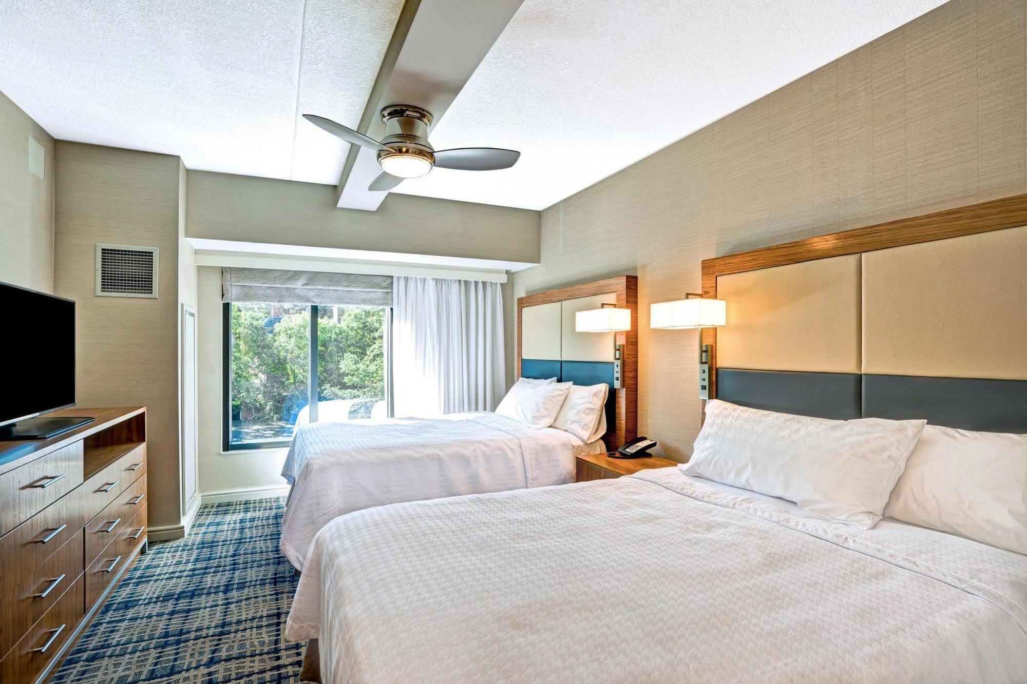 Courtyard By Marriott Boston Westborough Hotel Buitenkant foto